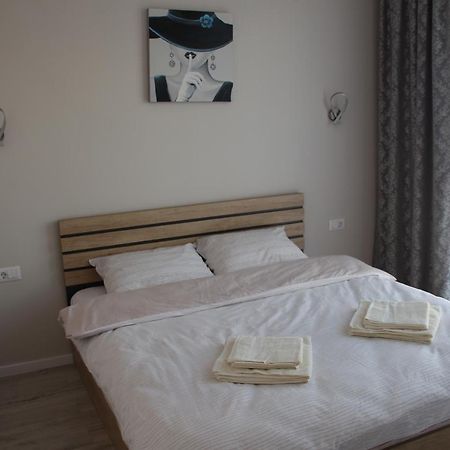 Lowcost Tryp Leilighet Oradea Eksteriør bilde